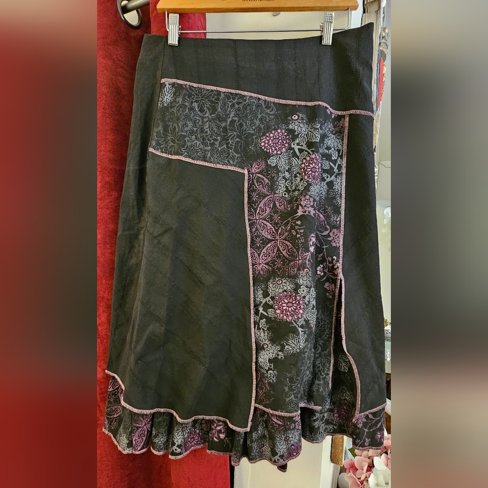 Affinites (Made in France) Midi length skirt